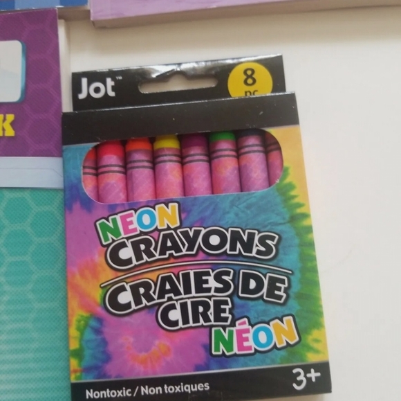 Nickeloden Paw Patrol Jumbo Coloring and Activity Books Lot of 4 One Set Crayons - Picture 6 of 7